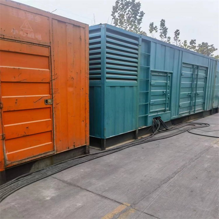 达坂城如何选择适合 600kW 柴油发电机组的热继电器？