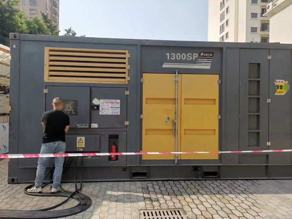 达坂城500KW发电机组冬季应该配多大的启动电瓶？